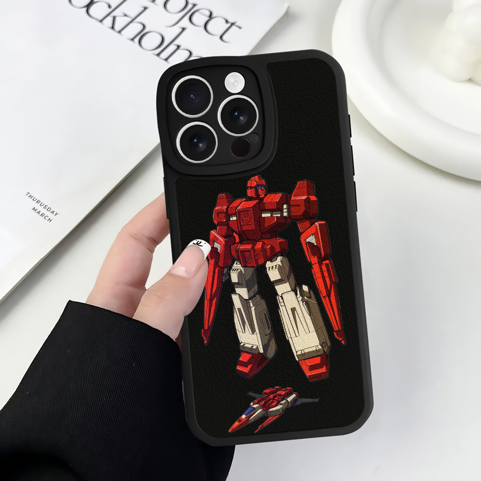 （画像用）  【iPhone 16シリーズ対応】シリコンスマホケース（レザー調） 材質：シリコン